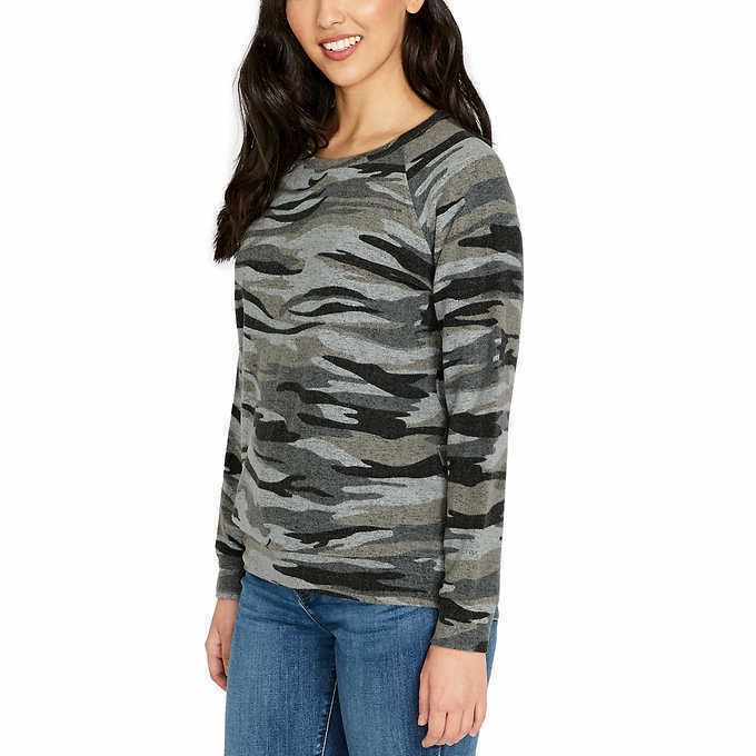 Buffalo womens Cozy Soft Crew Neck Relaxed Fit Top camo Gray Size XL
