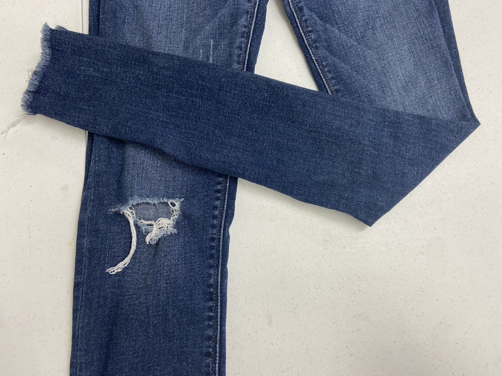 HUDSON Natalie Mid Rise Skinny Jeans Blue Size 25 MSRP $195