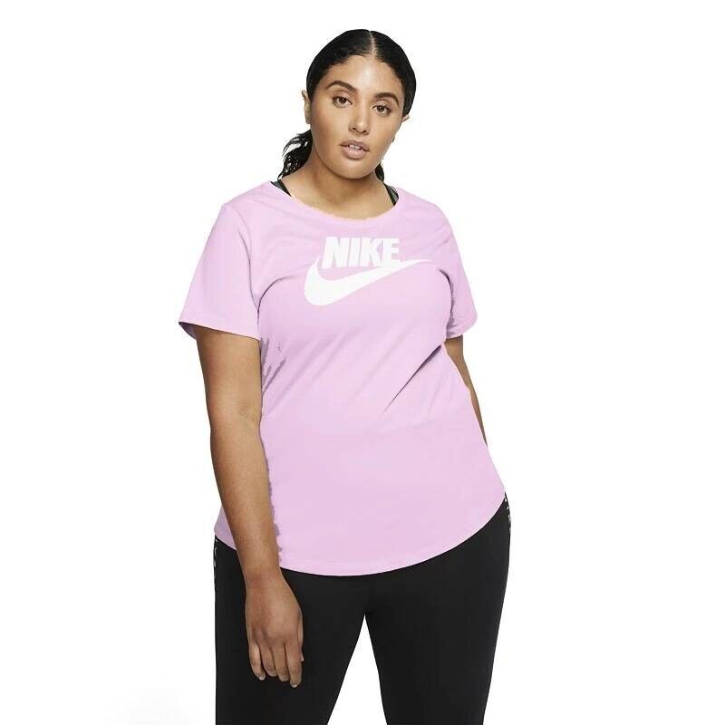 Nike Sportswear Essential Graphic Tee Plus Size 1X Pink